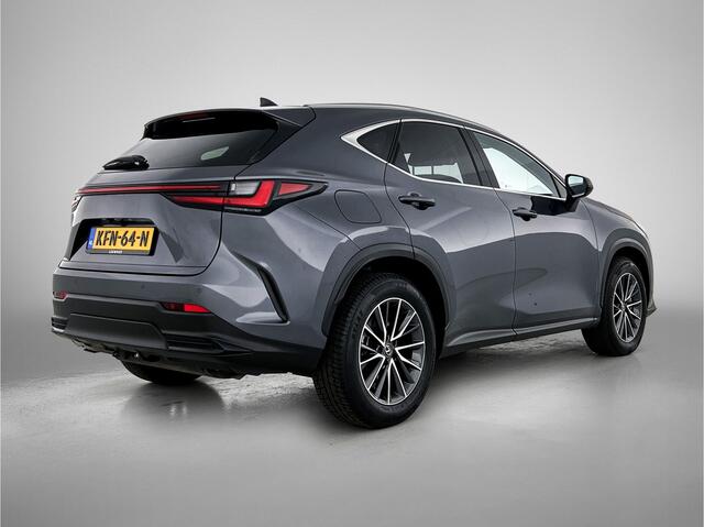 Lexus NX 450h+ AWD Luxury Line | Stoelverwarming | Stuurverwarming | Afneembare Trkehaak |