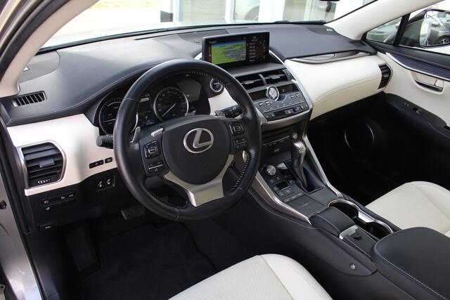 Lexus NX 300h Hybride AWD President Line I Pano I Mark Lev. I Facelift