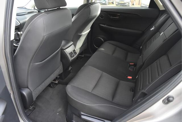 Lexus NX 300h AWD | Safety Pack | Trekhaak