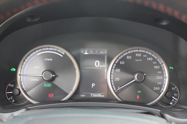 Lexus NX 300h Hybrid AWD F Sport Premium I Facelift I Mark Lev. I Pano I Applecarplay