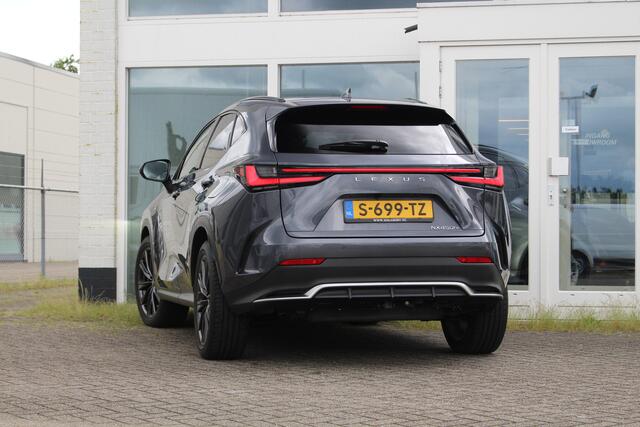 Lexus NX 450h+ AWD F-SPORT I NL-auto! Open dak I Trekhaak I BTW auto I Uniek!