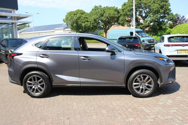 Lexus NX 300h Business Line | Leer | Trekhaak | Navi | ACC |
