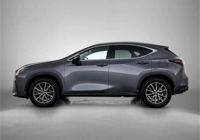 Lexus NX 450h+ AWD Luxury Line | Stoel- en Stuurverwawrming | Trekhaak 1.500 kg | Elektrische Achterklep |
