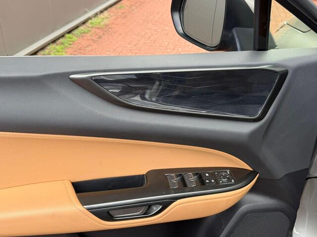 Lexus NX 450h+ AWD 360cam Trekhaak Dealer onderhouden