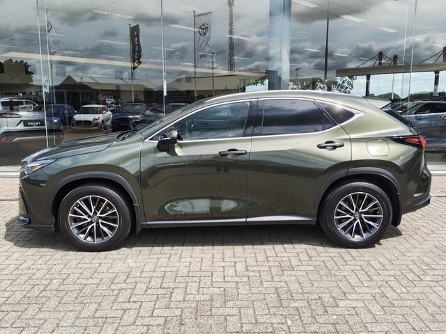 Lexus NX 450h+ AWD Executive Line | Trekhaak | 1500kg. Trekgew. | HUD | N