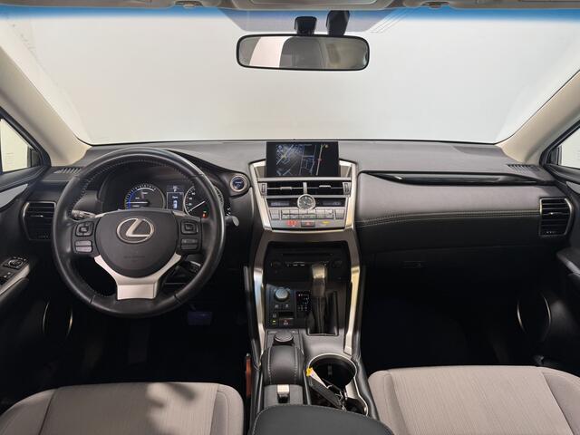 Lexus NX 300h AWD Business Line | Trekhaak | Navigatie |