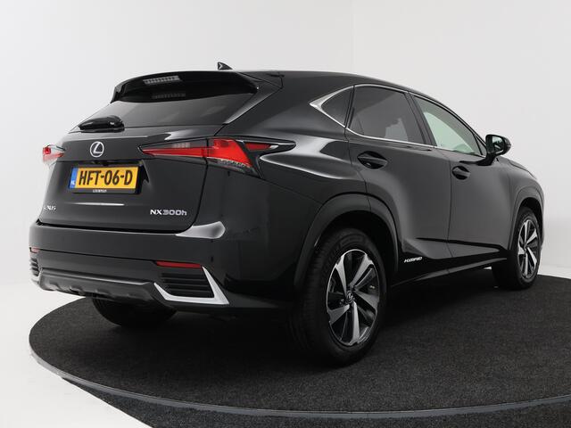 Lexus NX LEXUS NX300H President Line | Mark Levinson Audio |