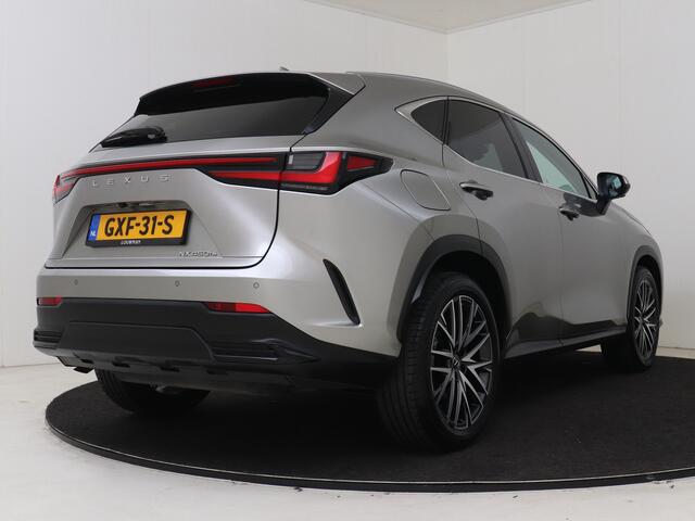Lexus NX 450h+ AWD Luxury Line | Dealer Onderhouden | Memory Seats | Stoel+stuurverwarming| Stoelventilatie | 360 camera | Blind Spot Monitor | Elektrische Achterklep |