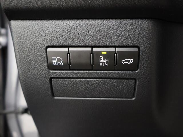 Lexus NX 300h AWD Premium | Stoelverwarming | Lederen bekleding | Premium uitgevoerd |