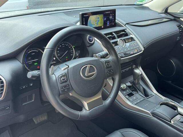 Lexus NX 300h AWD AdaptiveCruise Dakraam *Weinig KM*