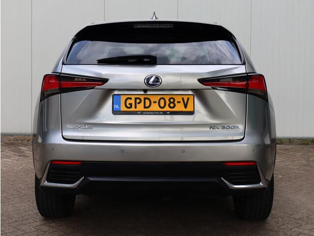 Lexus NX 300h AWD President Line | Panoramadak | Mark Levinson | Stoelventilatie