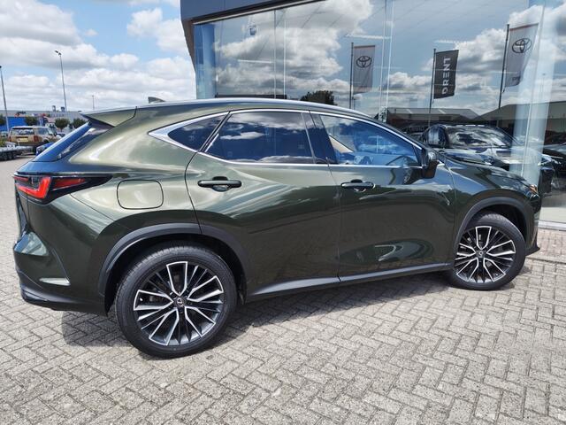 Lexus NX 450h+ AWD Executive Line | Schuif- Kanteldak | 20'' Velgen | HUD