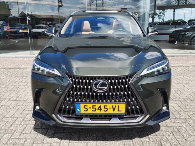 Lexus NX 450h+ AWD Executive Line | Schuif- Kanteldak | 20'' Velgen | HUD