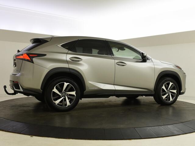 Lexus NX 300h AWD President Line / Mark Levinson / Pano / Trekhaak