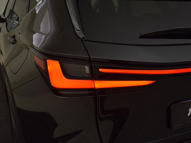 Lexus NX 450h+ AWD Luxury Line | Trekhaak | Blindspot | El. A. Klep |