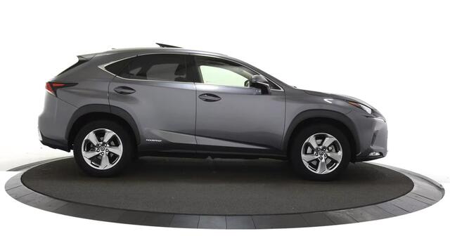 Lexus NX 300h AWD Executive Line Panoramadak / Dealer onderhouden / Leer