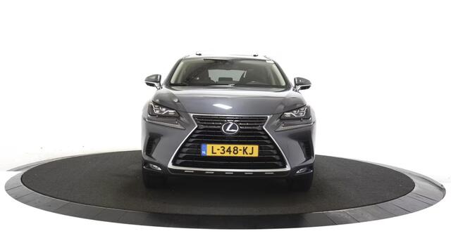 Lexus NX 300h AWD Executive Line Panoramadak / Dealer onderhouden / Leer