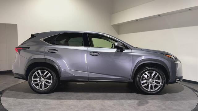 Lexus NX 300h AWD Luxury Line | ACC | Panoramadak | Leder interieur | Keyless