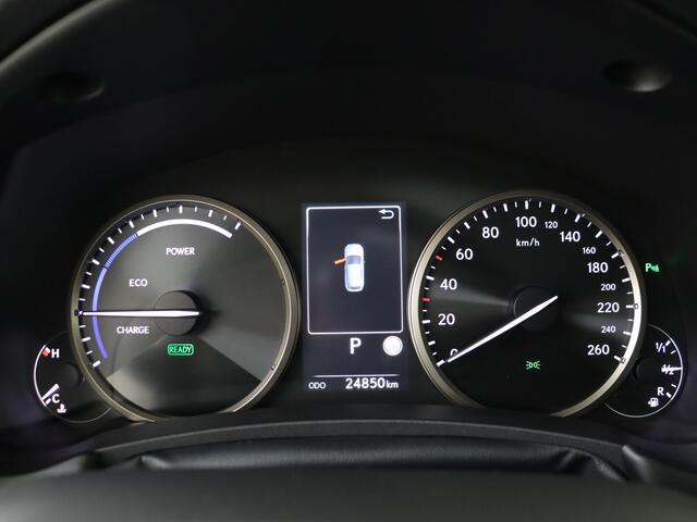 Lexus NX 300h AWD Business Line | Dealer Onderhouden | Schuif/kantel Dak | Lederen bekleding | Elektrisch Verstelbare stoel | Stoelverwarming | Adaptive Cruise Control | Elektrische achterklep | Navigatie | Climate Control
