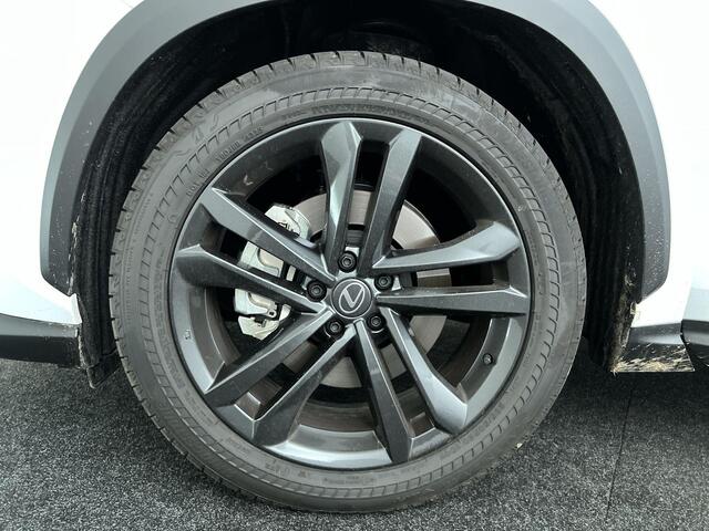 Lexus NX 450h+ AWD 35th Edition, Explorer Pack (trekhaak)!