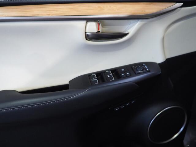 Lexus NX President 197 PK, Mark Levinson, Glazen dak, 360 Camera, Leder, vol!