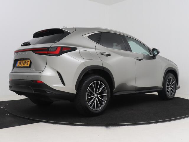 Lexus NX 450h+ AWD Luxury Line