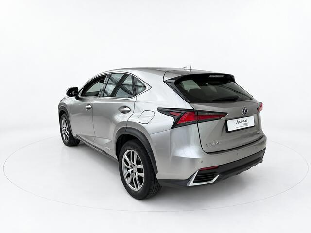 Lexus NX 300h AWD Premium | Carplay | Panoramadak | Stoelverwarming |
