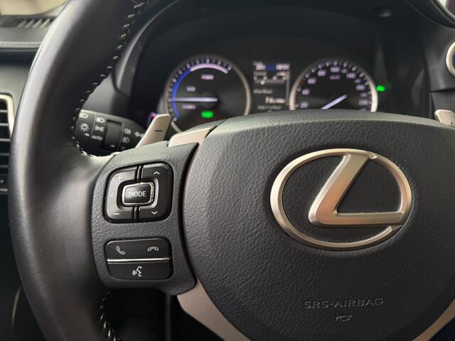 Lexus NX 300h AWD Premium | Carplay | Panoramadak | Stoelverwarming |