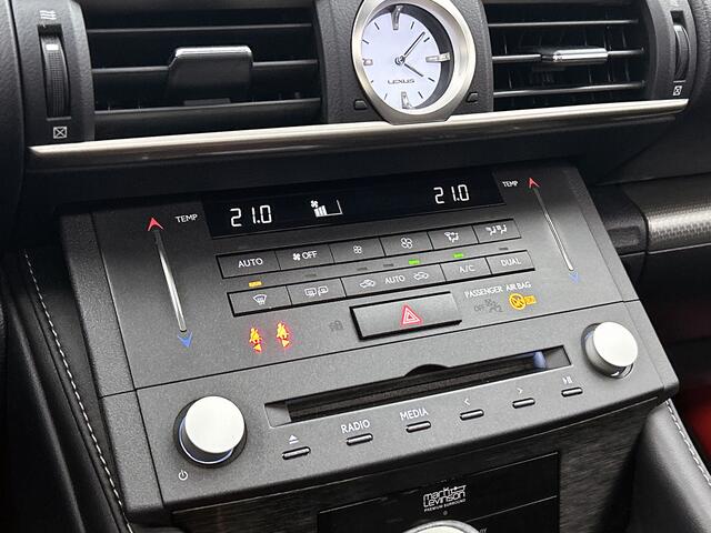 Lexus RC 300h F Sport Premium | Mark Levinson | Adaptief Dempingsysteem | Schuifdak |