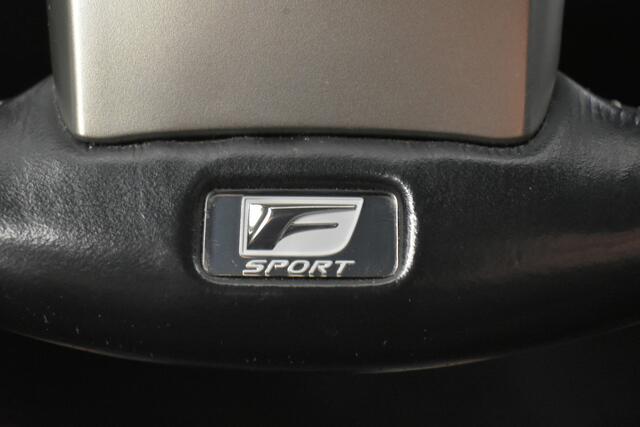 Lexus RC 300h F SPORT 10 jaar Lexus garantie | Dodehoek | Keyless | Stoel vent.