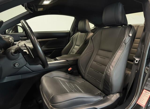 Lexus RC 300h F Sport Line | Carplay | Stoelverwarming & Koeling | Stoelgeheugen |