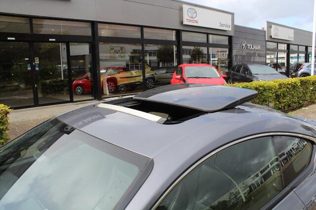 Lexus RC 300h Luxury Line | Rijklaar | NL-auto | Schuifdak | Leder | Memory | Stoel-stuurverw./koeling | Blind Spot | Mark Levinson | Dealer onderhouden