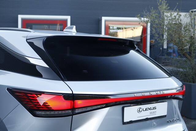 Lexus RX 450h+ Plug-in Hybrid President Line | Mark Levinson