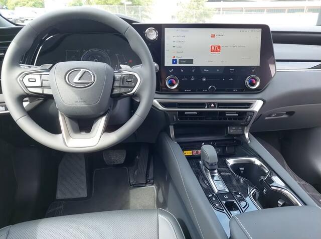 Lexus RX 450h+ Plug-in Hybrid ACC LED Leder