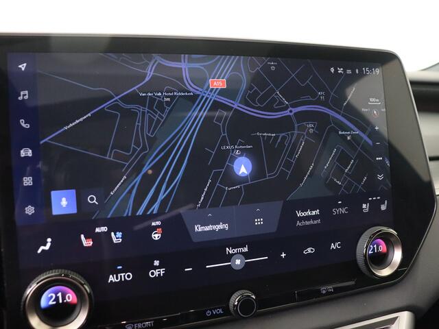 Lexus RX 500h F Sport Line | Dealer onderhouden | Mark Levinson | Panoramadak | Vierwielbesturing | 360 Camera | Lederen bekleding | Memory Seat | Stoel+stuurverwarming+achterbank | Stoelventilatie + achterbank |