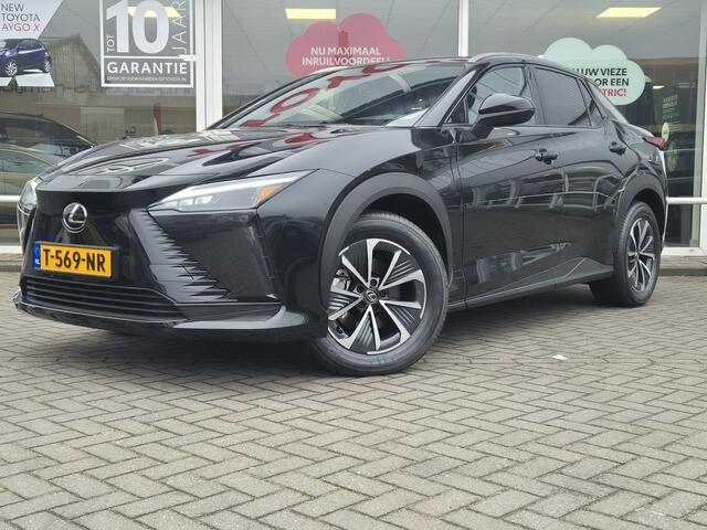 Lexus RZ 450e Executive Line 71 kWh NIEUW & DIRECT LEVERBAAR , Automaat , Stoel/Stuur verwarming ,Leder ,Dodehoek detectie, 10 jaar Lexus garantie, originele NL auto, 435KM