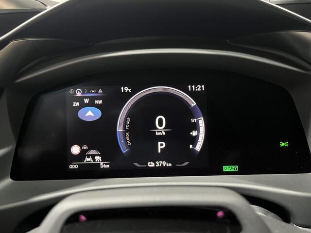 Lexus RZ 450e Comfort Line 71 kWh | 4WD| NIEUW | 17% bijtelling | Dodehoek detectie | Stoelverwarming | Adaptieve cruise control |