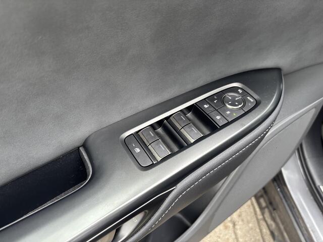 Lexus RZ 450e Executive Line 71 kWh 1e eigenaar, BTW, Zeer luxe en veel rijcomfort