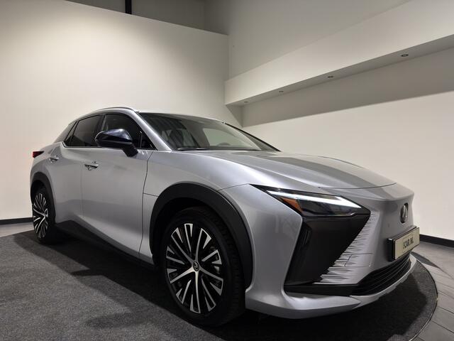 Lexus RZ 450e Executive Line 71 kWh | Leder interieur | Stoelen gekoeld & verwarmd | LMV 20" | Soh (batterijcheck) Waarde 97,8 %