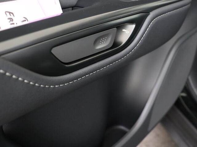 Lexus RZ 350e Luxury Line 77 kWh / Black Edition | 21" Velgen | Lederen Bekleding | Panoramadak | Black Edition | Demo
