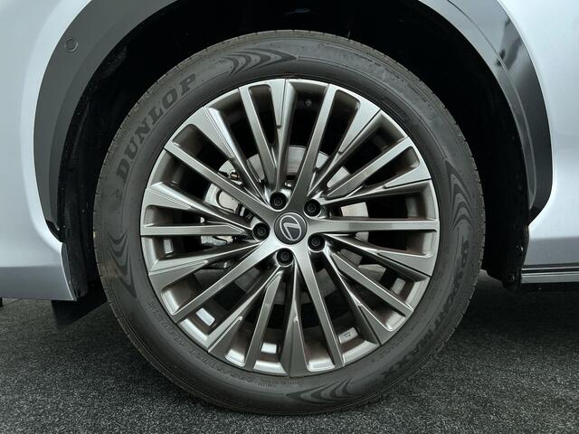 Lexus RZ 350e Executive Line 77 kWh, Panodak!