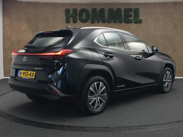Lexus Ux 300e Business 54 kWh - ORIGINEEL NEDERLANDSE AUTO - AFKOMSTIG VAN 1E EIGENAAR - 8% BIJTELLING- CLIMATE CONTROL - ACHTERUITRIJCAMERA - 17 INCH LICHT METALEN VELGEN - ALCANTARA BEKLEDING - ELEKTRISCH VERSTELBARE VOORSTOELEN - ADAPTIEVE CRUISE CONTROL