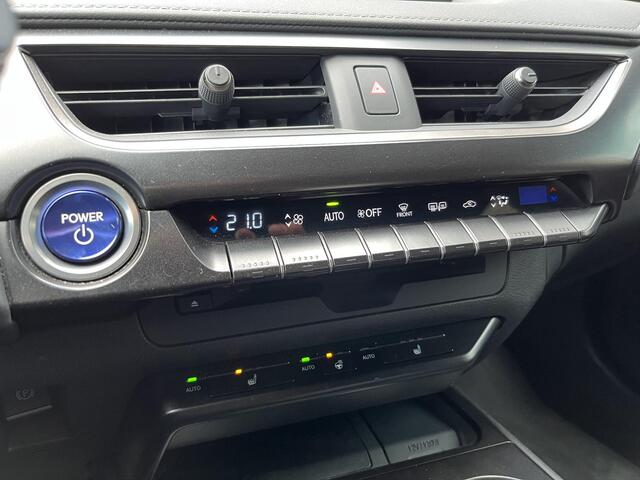 Lexus Ux 250h Business Line *Trekhaak*Stoelverwarming*
