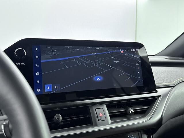 Lexus Ux 300h Luxury Line | Head up Display | Stoel & Stoerverwarming | Apple Carplay |
