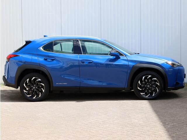 Lexus Ux 300e Business 54 kWh | Leder | Stoelverwarming | Pdc