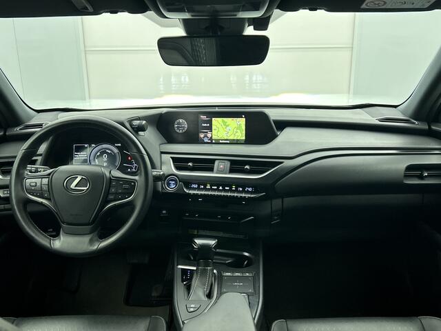 Lexus Ux 250h AWD Business Line Pro | All-Wheel Drive | Lexus Navigatie | Apple Carplay/ Android Auto | Dodehoekdetectie |
