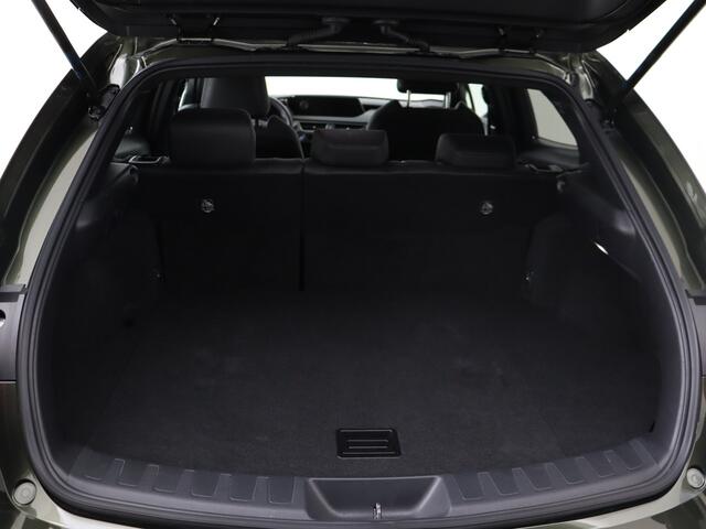 Lexus Ux 250h Preference Line | Trekhaak | 18" Velgen | Apple Carplay & Android Auto |
