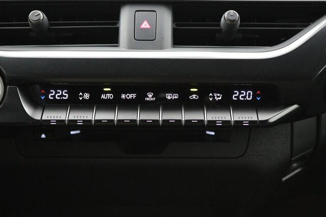 Lexus Ux 250h Business Line | 18 Inch Lichtmetalen velgen | Privacy Glass | Keyless Entry