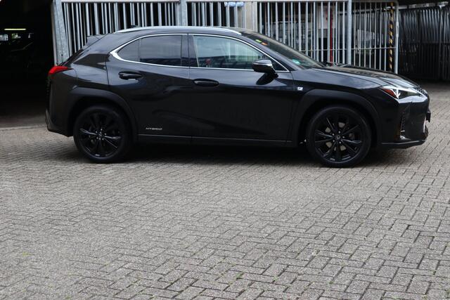 Lexus Ux 250h F Sport Line