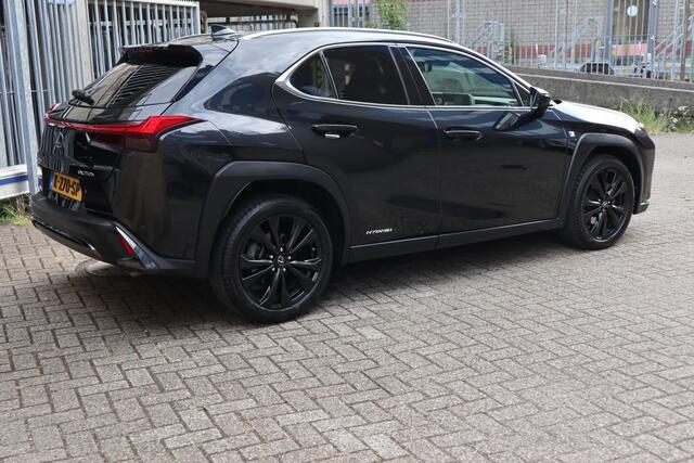 Lexus Ux 250h F Sport Line